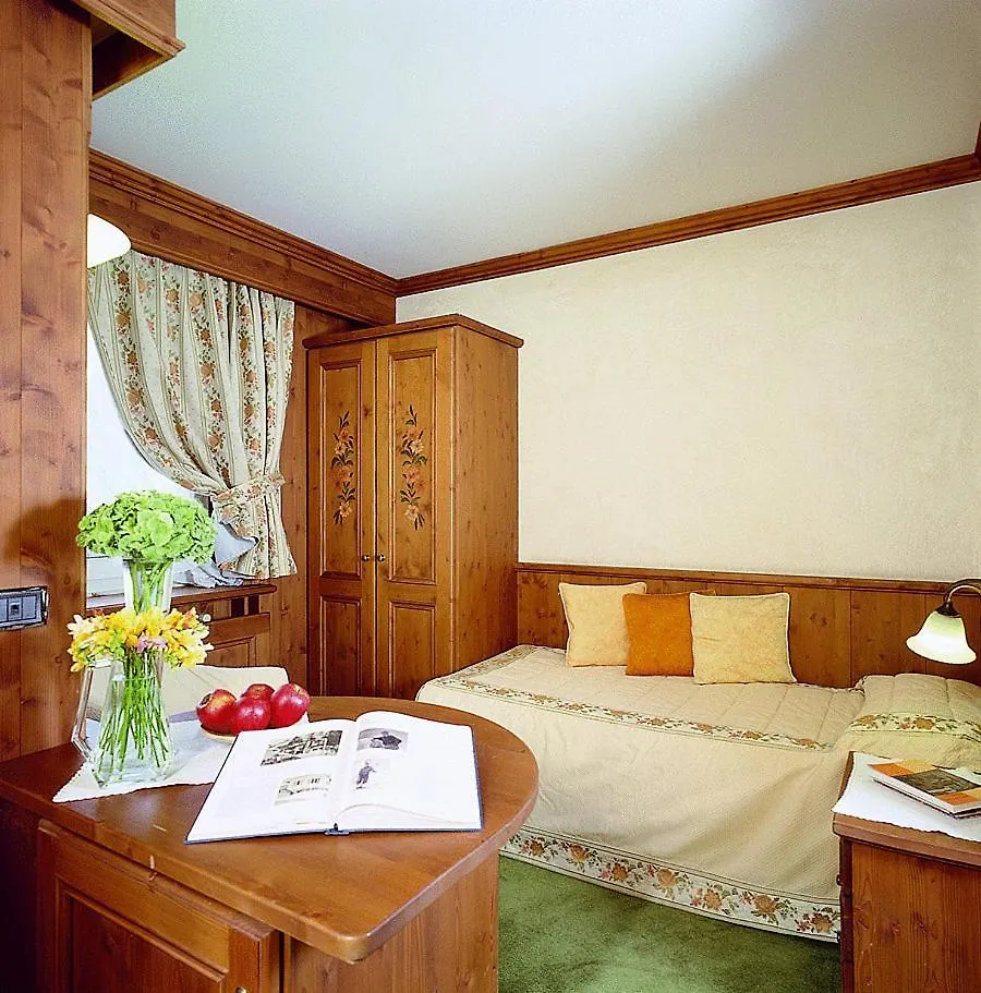 Hotel Baita Dei Pini Μπόρμιο