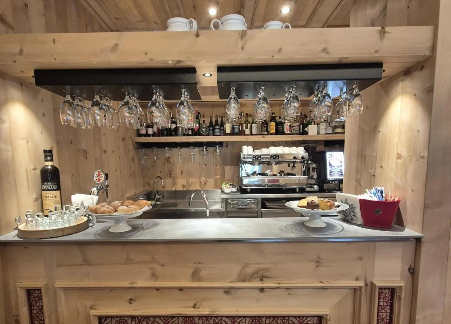 Hotel Baita Dei Pini Μπόρμιο