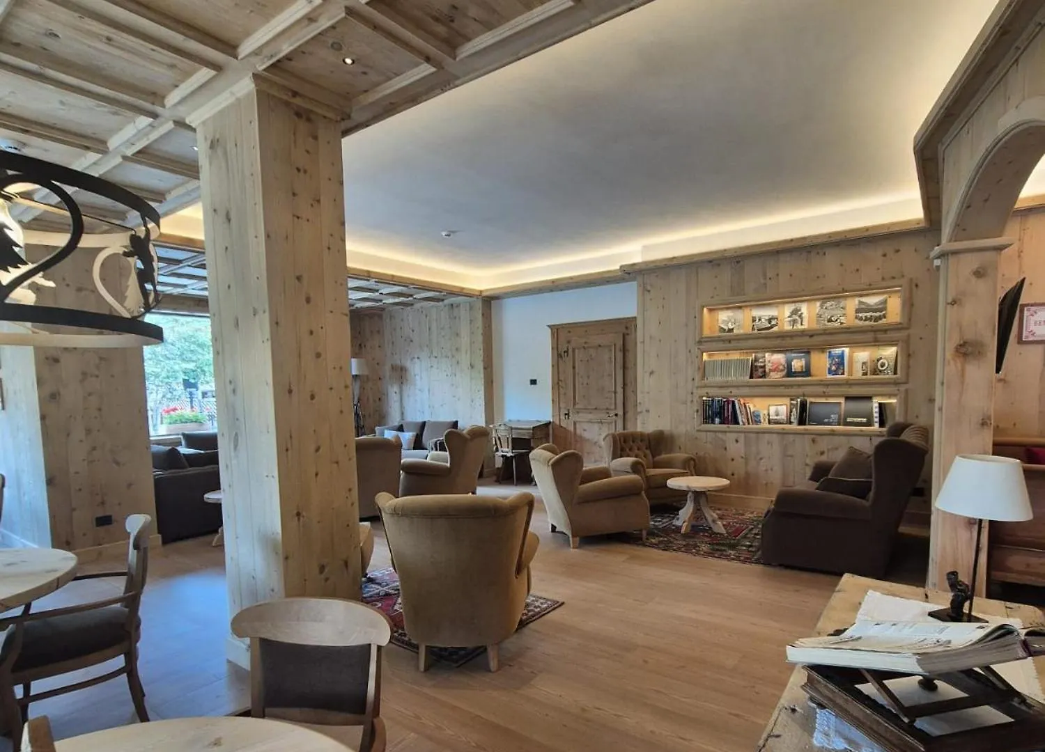 Hotel Baita Dei Pini Μπόρμιο 4*,